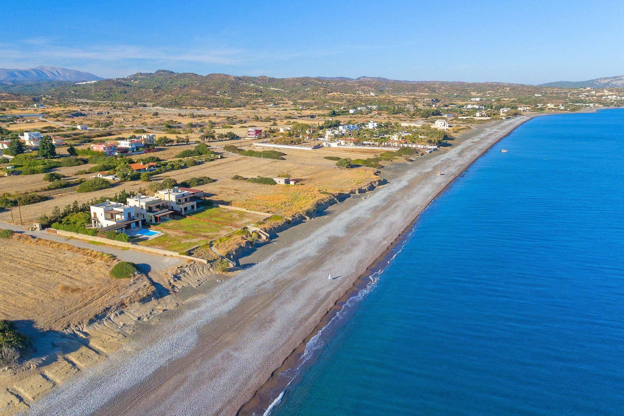 Great Sand Villa 根纳迪 外观 照片