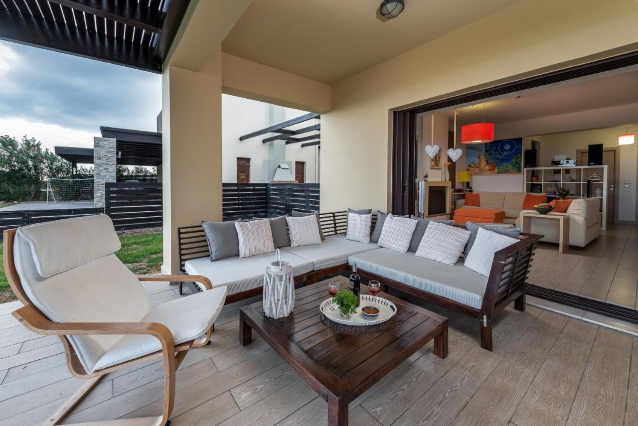 Great Sand Villa 根纳迪 外观 照片
